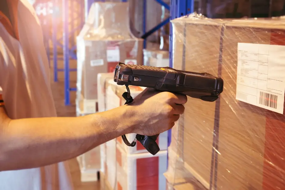 Vencru | Wholesale Inventory Management: 7 Tips for Optimizing Stock Barcode Scanning