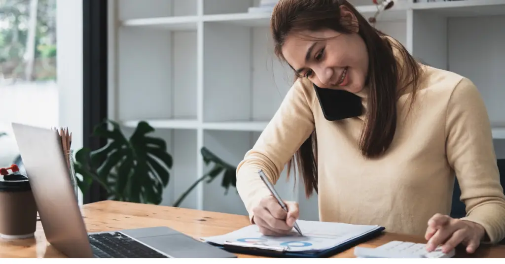 Vencru | What is an Accounts Receivable Specialist? AR Specialist